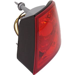 BUICK LUCERNE TAIL LAMP ASSEMBLY RIGHT (Passenger Side) (OUTER) OEM#25927354 2006-2011 PL#GM2819177
