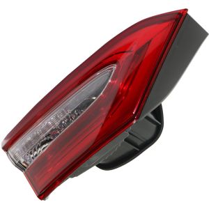 TOYOTA CAMRY TAIL LAMP ASSEMBLY LEFT (Driver Side) INNER (L/LE) OEM#8159006620 2018-2020 PL#TO2802140