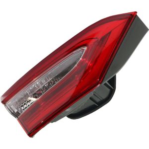 TOYOTA CAMRY TAIL LAMP ASSEMBLY LEFT (Driver Side) INNER (SE)**CAPA** OEM#8159006770 2018-2019 PL#TO2802142C